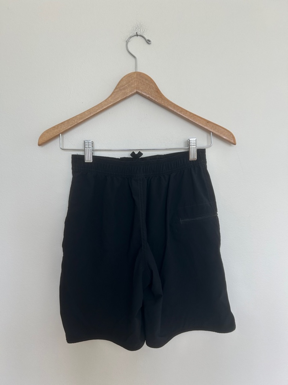 Patagonia Boys Black Board Shorts Size Large 12 - Picture 3 of 4